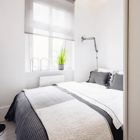 Wozna 14a, 2 Rooms, Self Check In 24h Apartament *