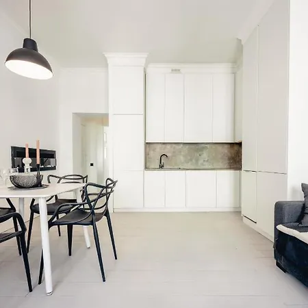 Wozna 14a, 2 Rooms, Self Check In 24h *