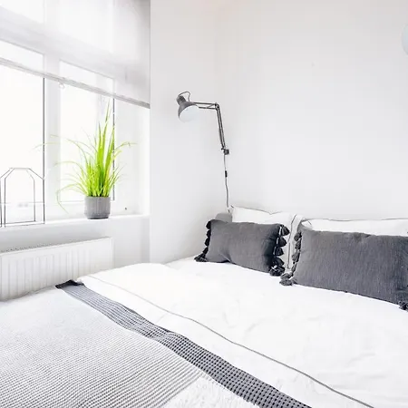 Apartman Wozna 14a, 2 Rooms, Self Check In 24h *