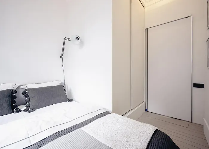 Apartment Wozna 14a, 2 Rooms, Self Check In 24h