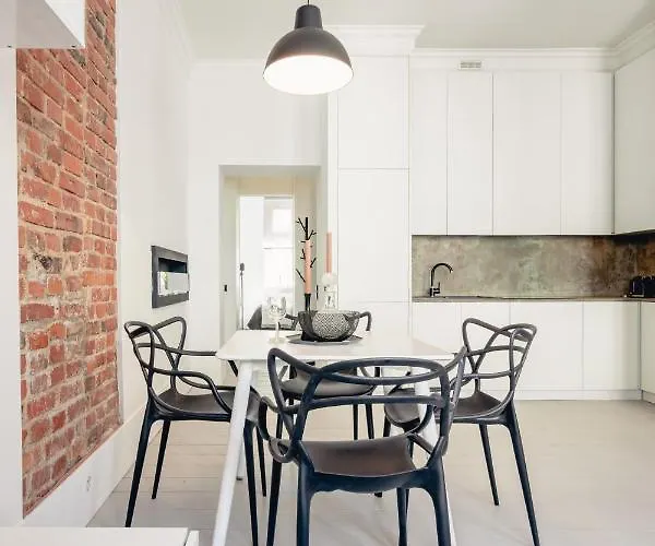 Wozna 14a, 2 Rooms, Self Check In 24h 아파트